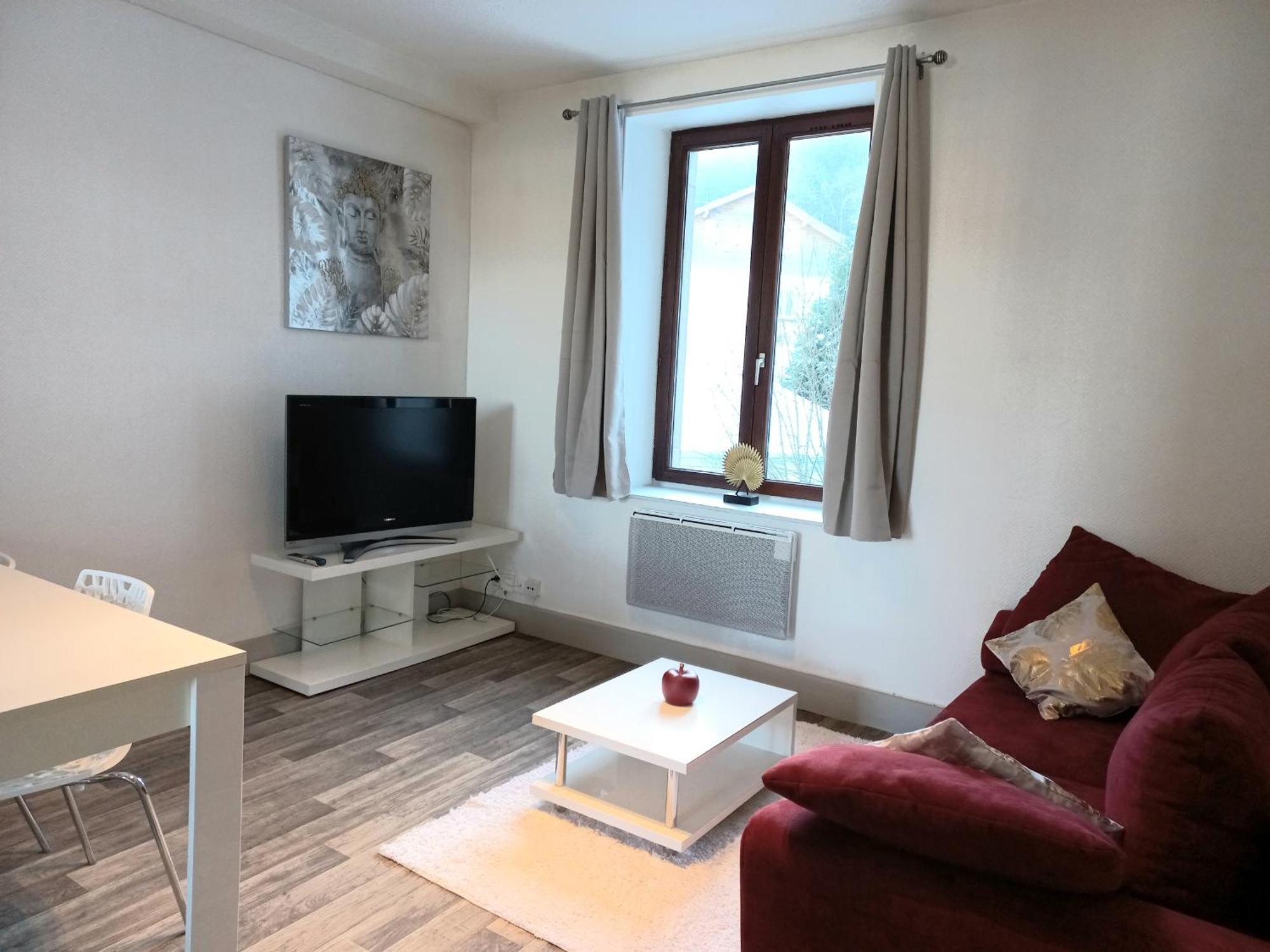 Appartement Les Iris, Au Calme, Proche Du Centre 르미르몽 외부 사진