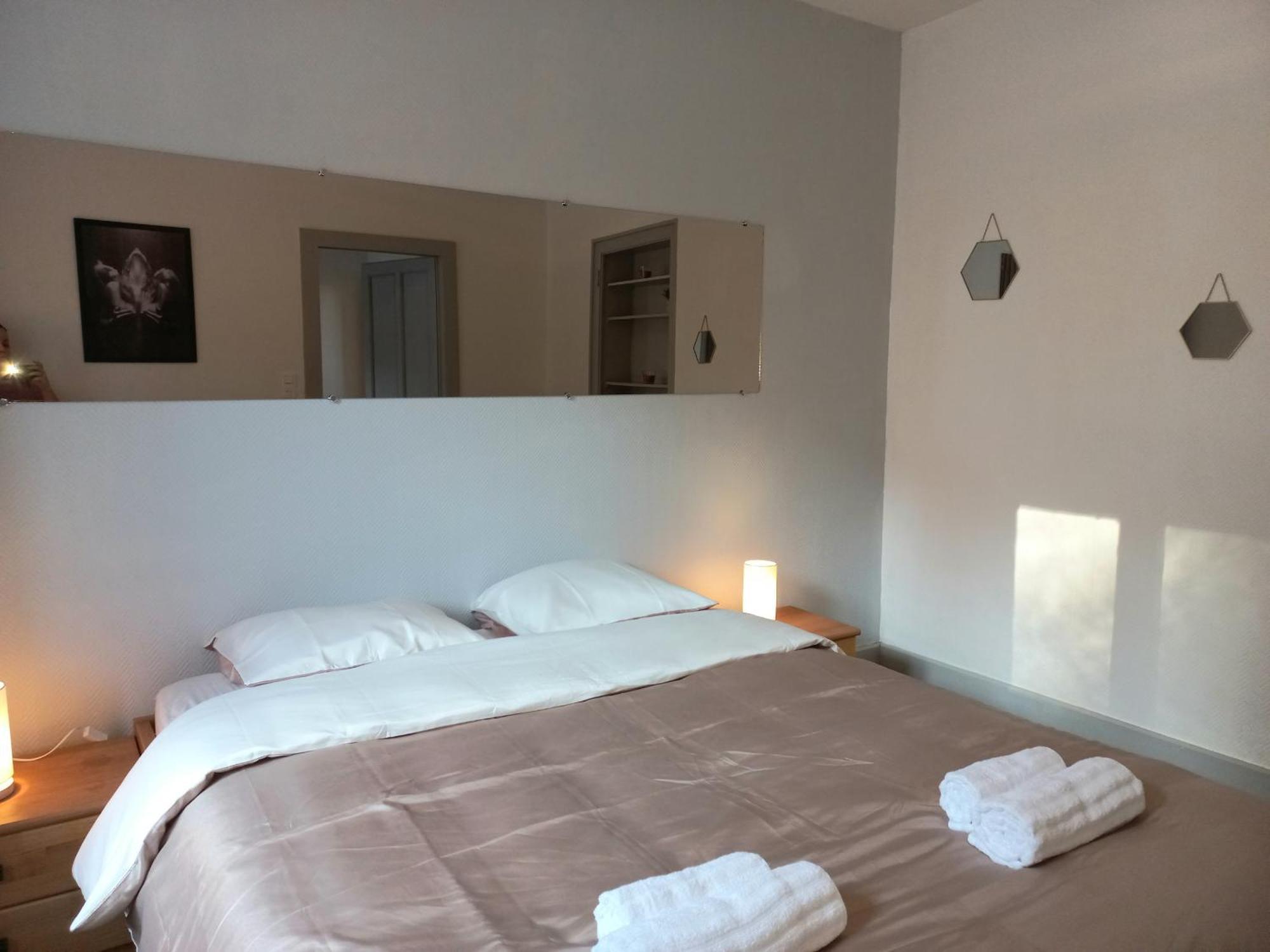 Appartement Les Iris, Au Calme, Proche Du Centre 르미르몽 외부 사진